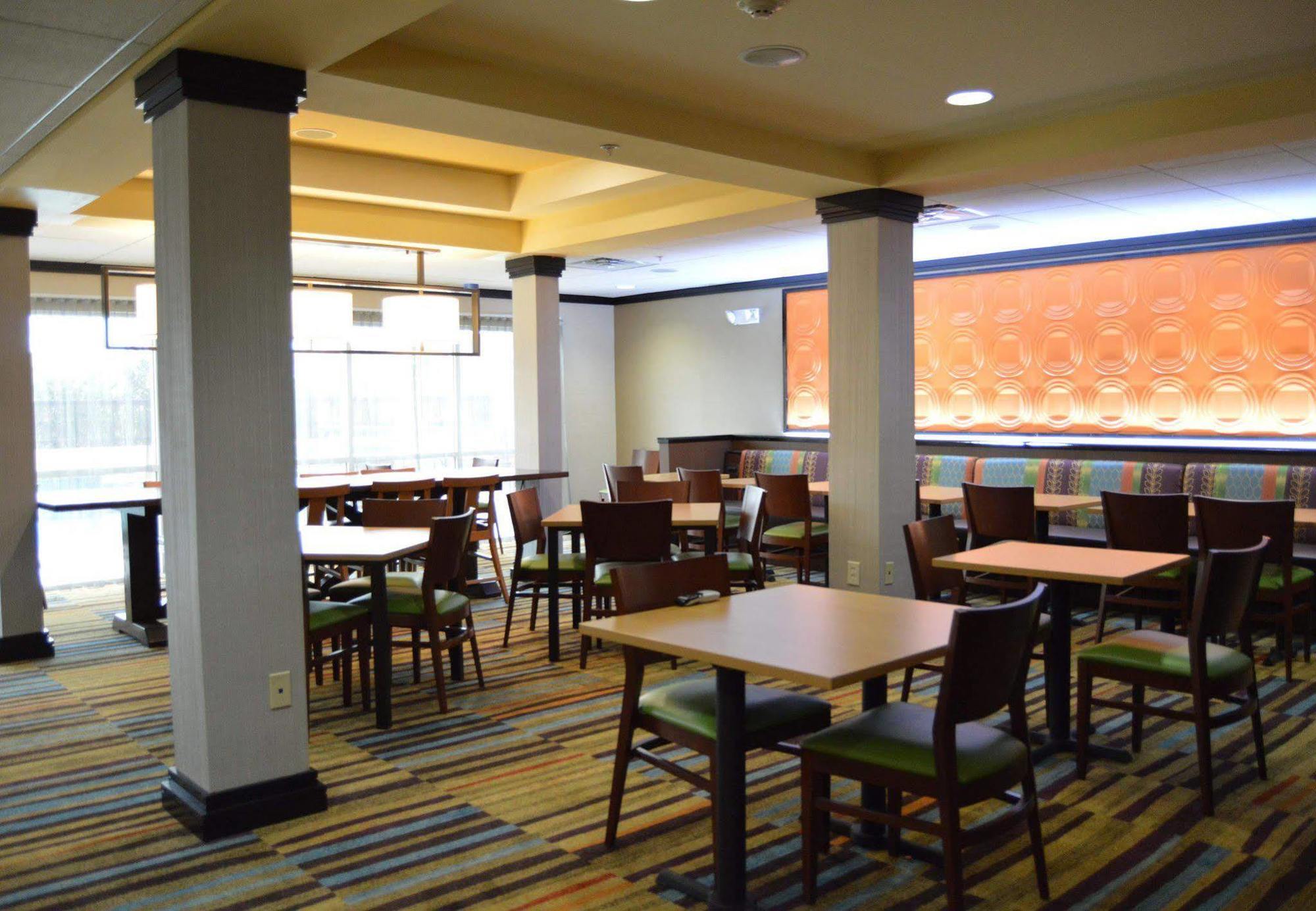 Fairfield Inn & Suites Houston Channelview Eksteriør billede